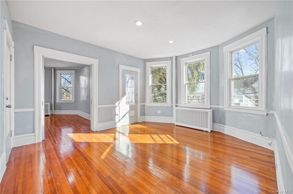 Foto principal - 116 Hillside Ave