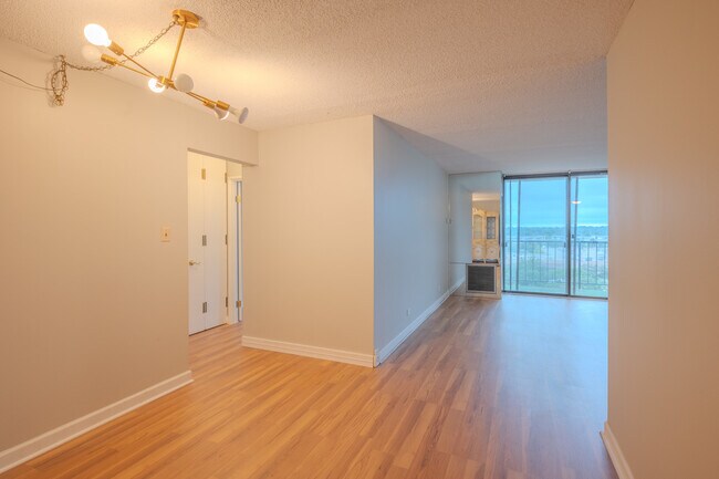 Foto del edificio - 2005 S Finley Rd
