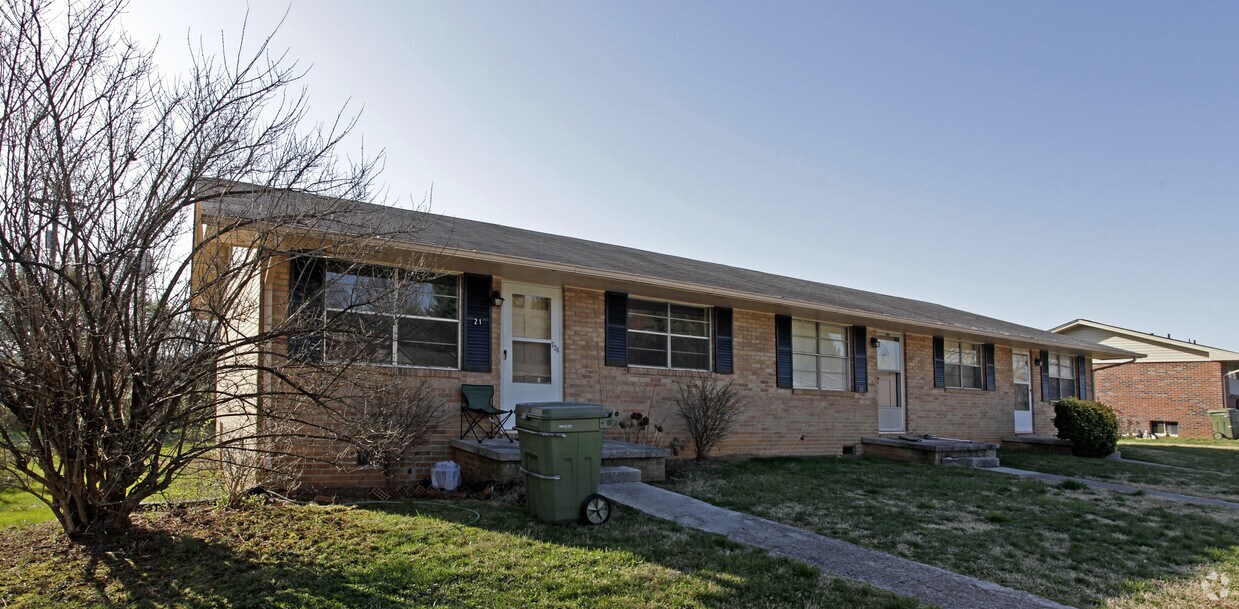 216 Blue Grass Dr, Morristown, TN 37814 Apartments in Morristown, TN