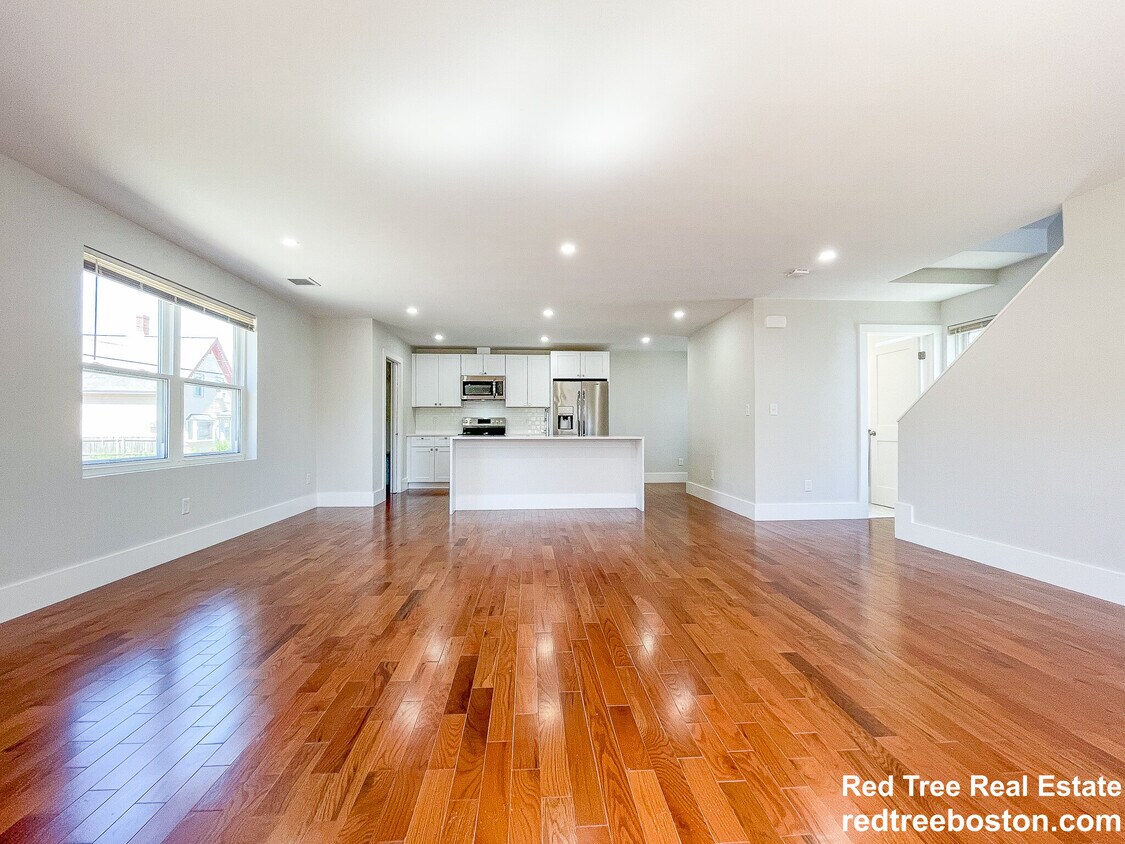 290 Riverside Ave Unit 1, Medford, MA 02155 Apartments in Medford, MA