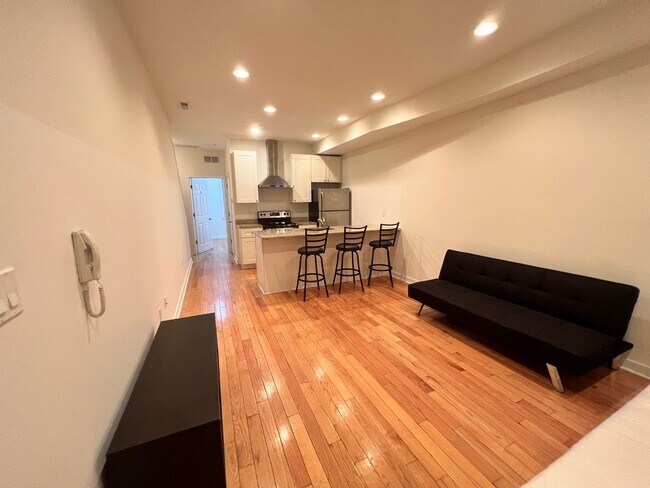 Foto del edificio - 530 N 36th St