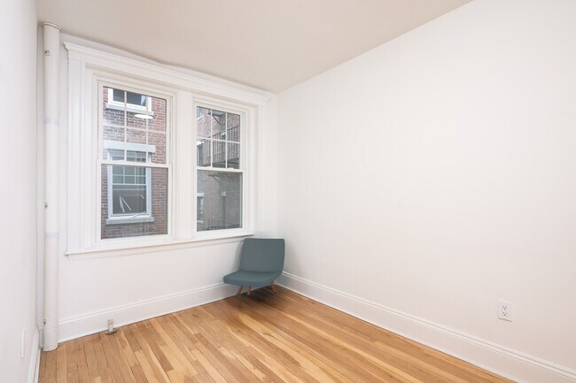 Foto del edificio - 276 Chestnut Hill Ave