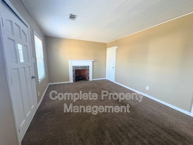 Building Photo - 5604 Ter O