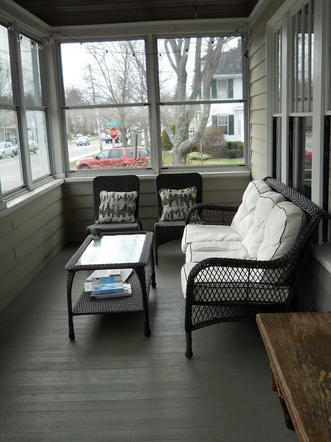 3 season enclosed front porch - 421 Woodford St