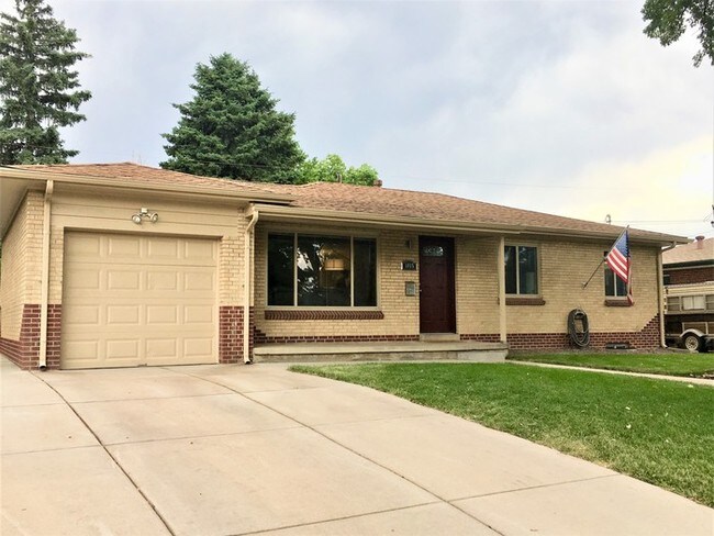 Building Photo - Gorgeous Home in Greenbrier-Cloverdale