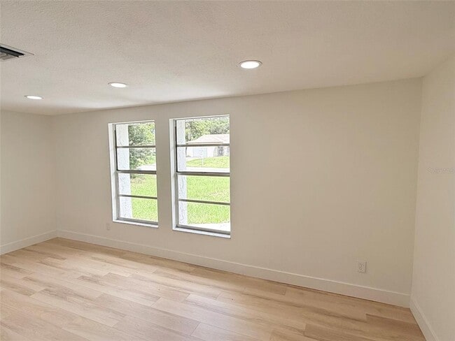 Building Photo - 8512 Longboat Ln