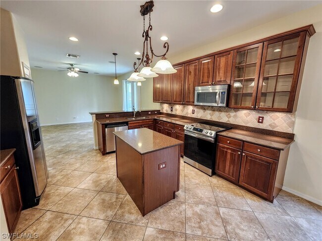 Foto del edificio - 8965 Falcon Pointe Loop