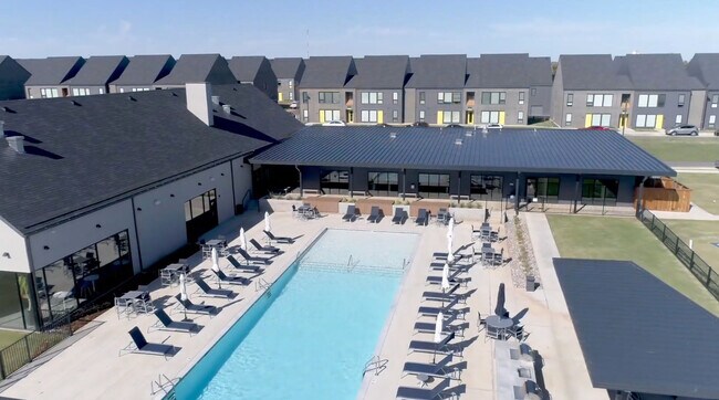 Foto del edificio - Liberty Creek Village