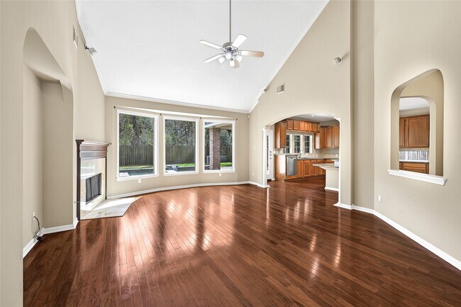 Building Photo - 21327 Pennshore Ln