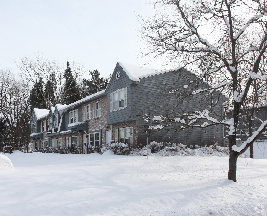 Foto del edificio - Clintonview Townhomes