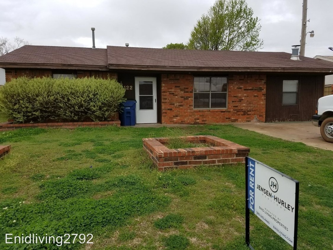 Primary Photo - 3 br, 1 bath House - 122 Anthony Dr.