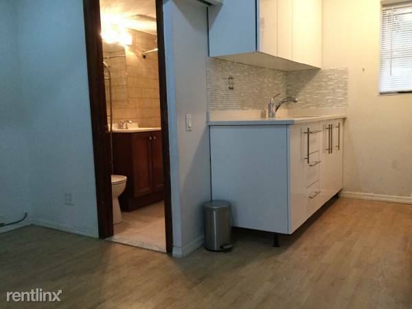 Building Photo - 5834 63rd St
