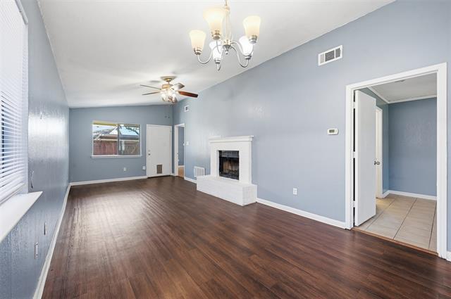 Foto del edificio - 5809 Mansfield Rd