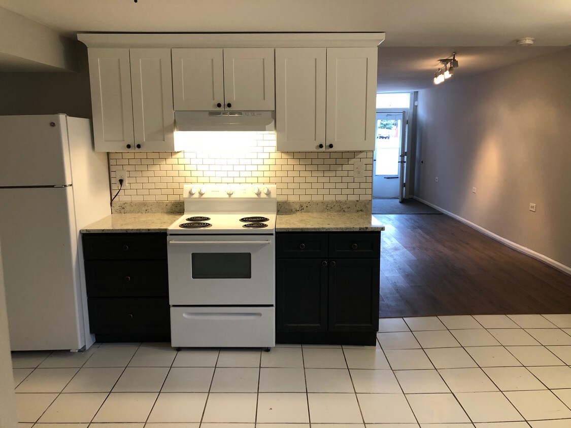 Foto principal - 2058 W Erie St