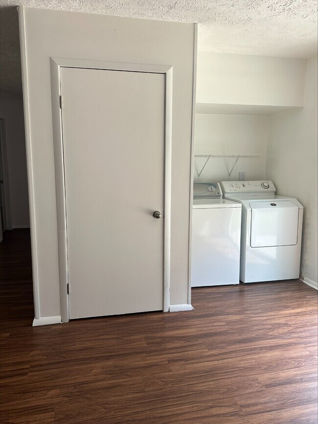 Foto del edificio - 2 Bedroom Outside of Greenville