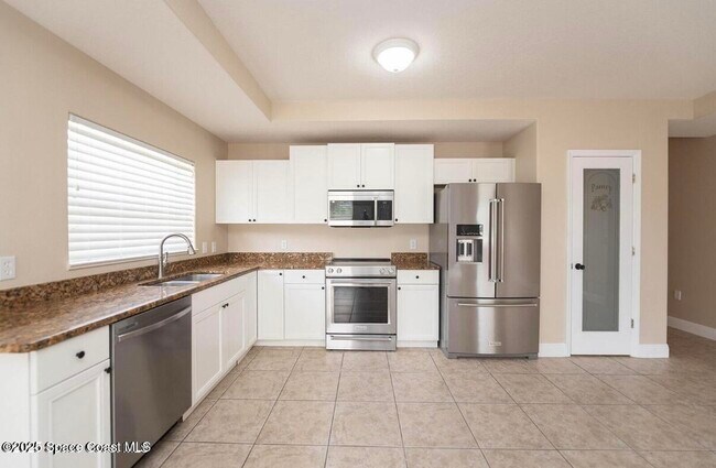 Foto del edificio - 4171 Brantley Cir