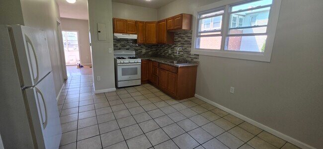 Foto del edificio - 279 Captain Thomas Blvd