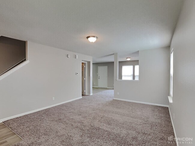 Foto del edificio - 2279 Westmere Dr