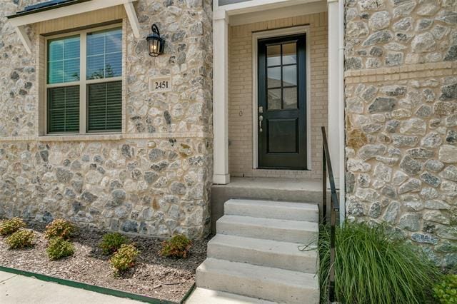 Building Photo - 2451 Morningside Dr