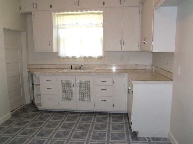 Foto del edificio - 1227 Williston Ave