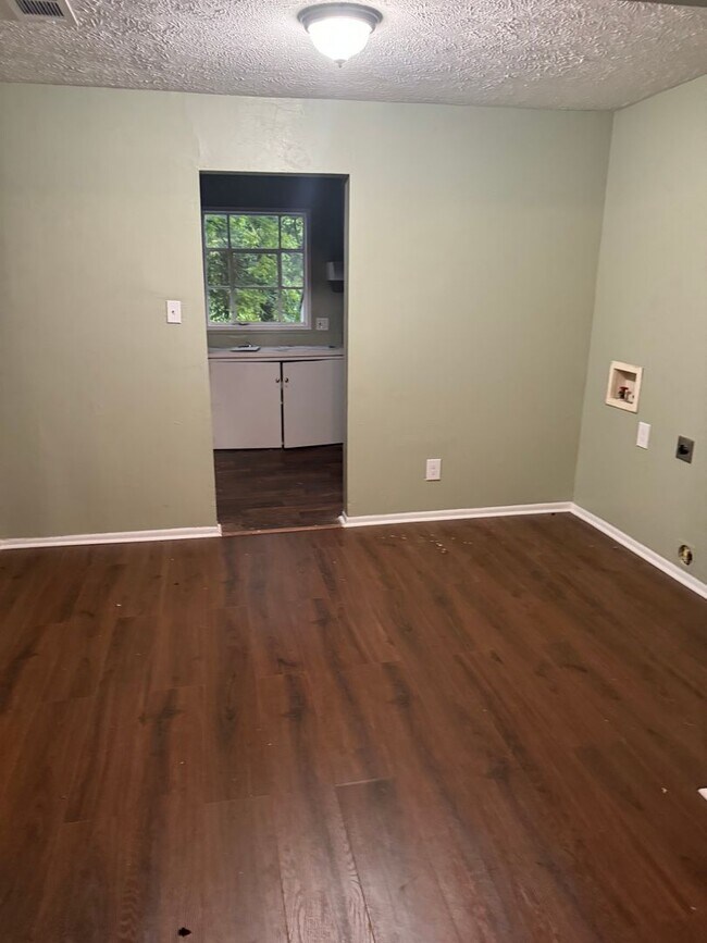 Foto del edificio - 2418 Alma St