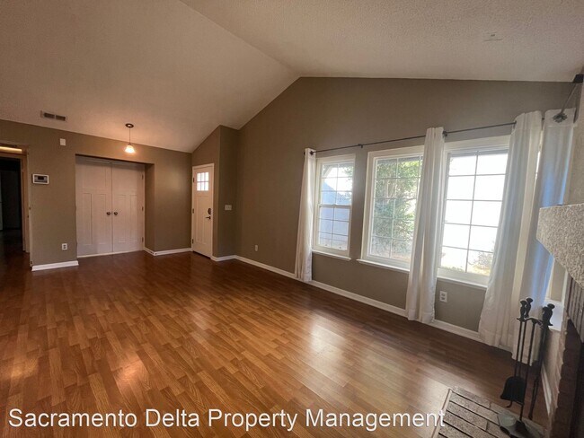 Building Photo - 2 br, 2 bath House - 2274 Sandcastle Way