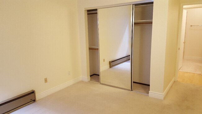 Foto del edificio - 22330 Homestead Rd