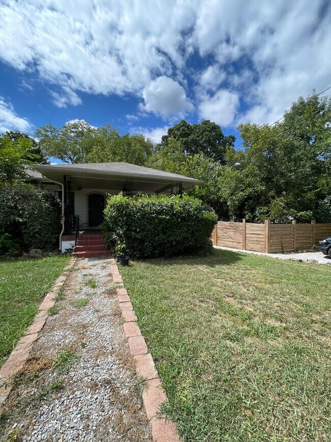 Foto del edificio - Cozy 3 bedroom 1.5 bathroom house