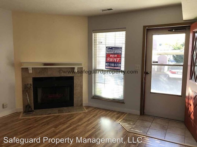 Building Photo - 1406 W Beacon Hill Cir