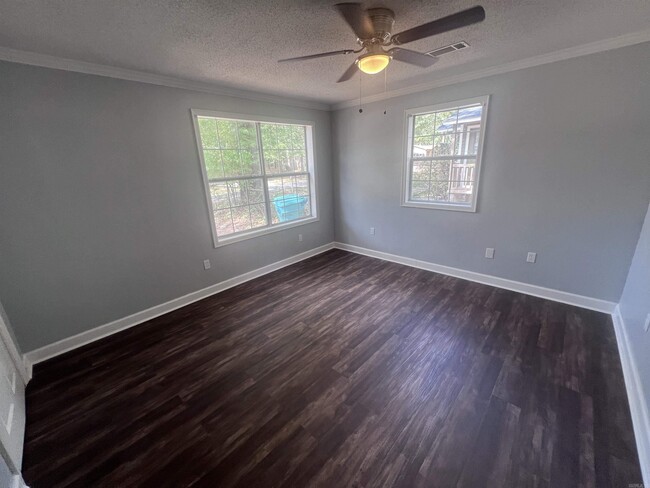 Building Photo - 3711 Holt St