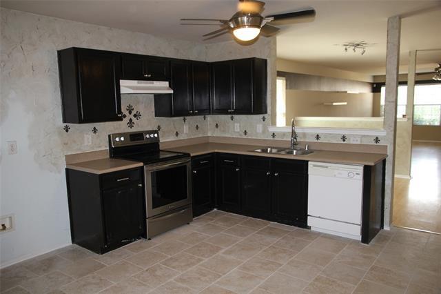 Building Photo - 12944 Cedar Hollow Dr