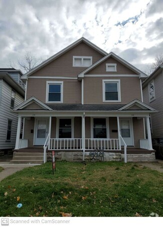 Building Photo - 132-134 Volkenand Ave