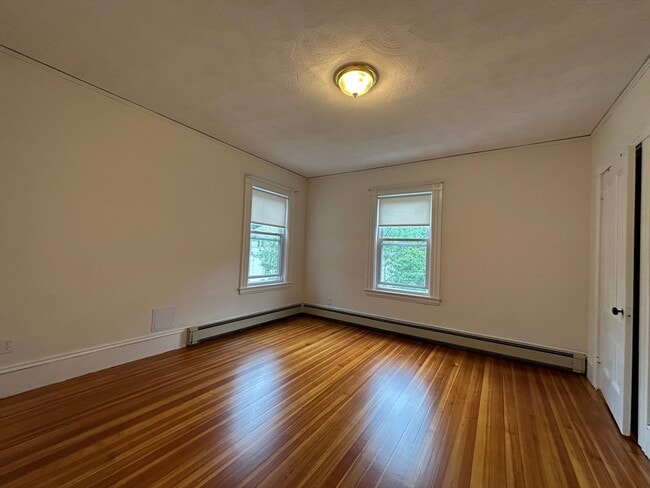Building Photo - 26 Wiswall St
