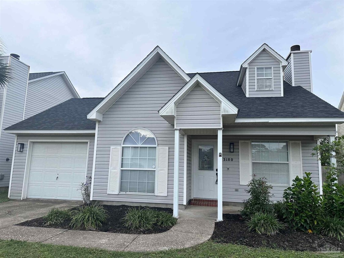 Primary Photo - 3180 Birdseye Cir
