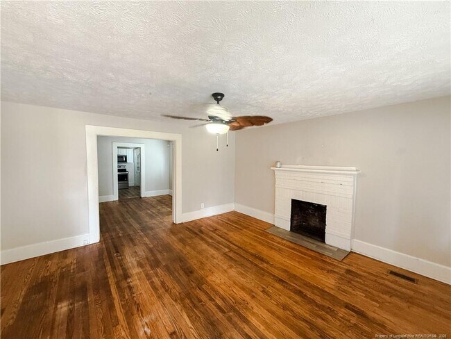 Building Photo - 316 Broadfoot Ave