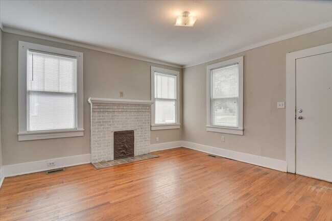 Foto del edificio - Cozy Cottage in Midtown!