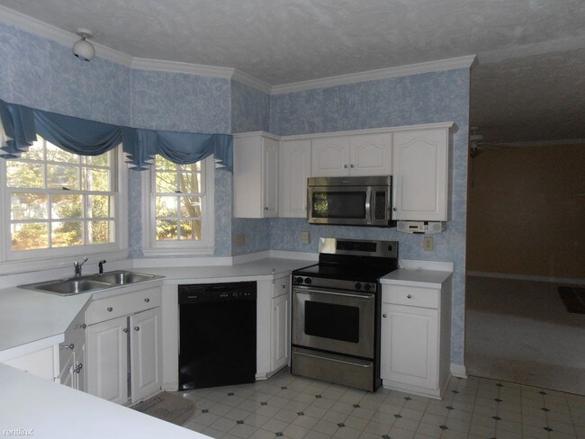 Foto del edificio - 720 Stonington Dr