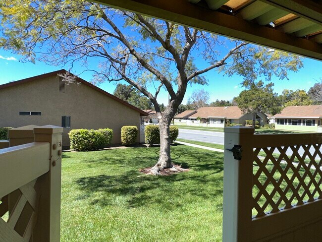 Foto del edificio - 40002 Village 40