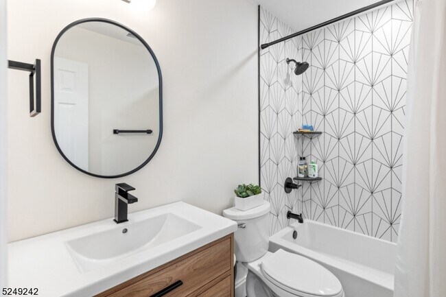 Foto del edificio - 2805 Tudor Dr