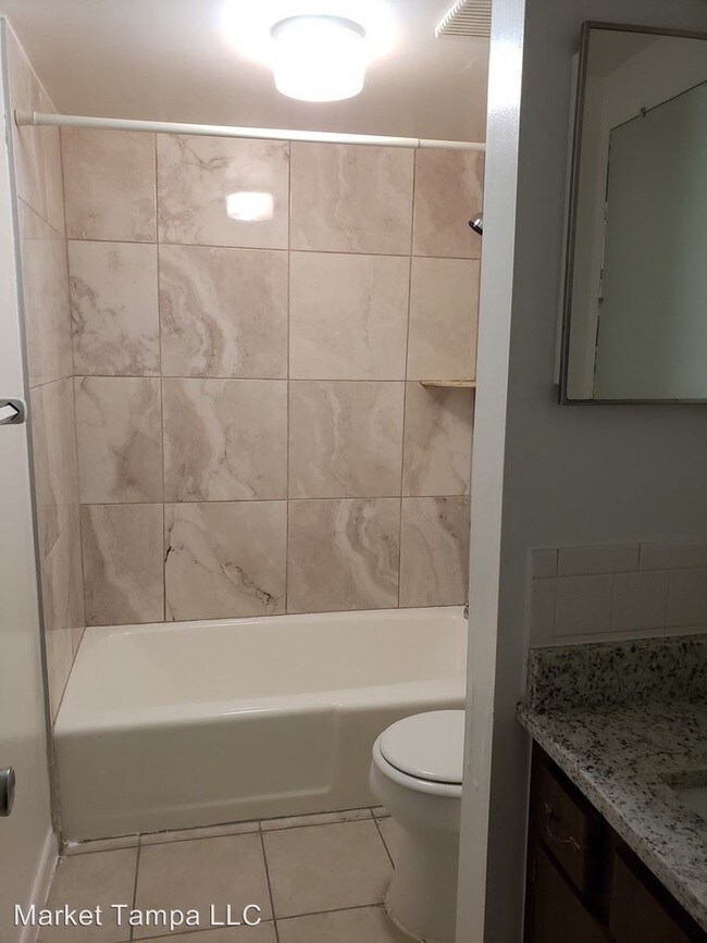 Building Photo - 2 br, 1 bath House - 175 Picardy Villa #201