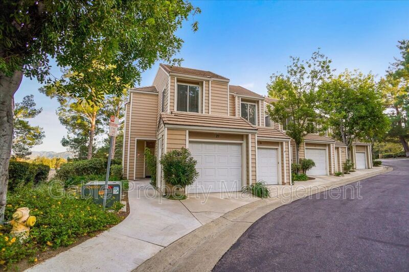 24528 McBean Pkwy Unit APT 25, Santa Clarita, CA 91355 Condo for Rent