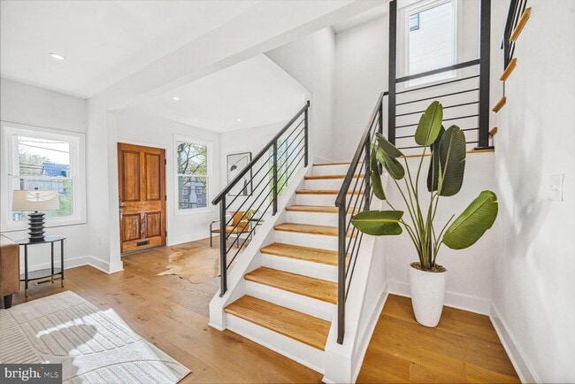 Foto del edificio - 5310 14th St NW