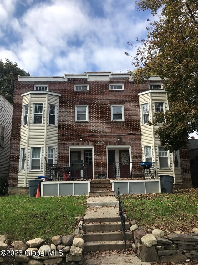 3 Bogart Terrace Unit 2R, Albany, NY 12209 Apartment for Rent in Albany, NY