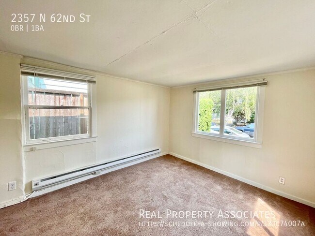 Foto del edificio - 2357 N 62nd St