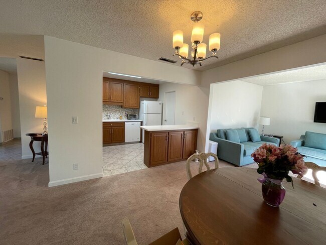Foto del edificio - Rio Del Mar Condo - 2bed/2bath + den