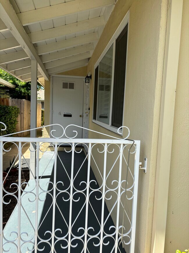 131 E 17th St Unit Condo for 55 years, Marysville, CA 95901 Condo for