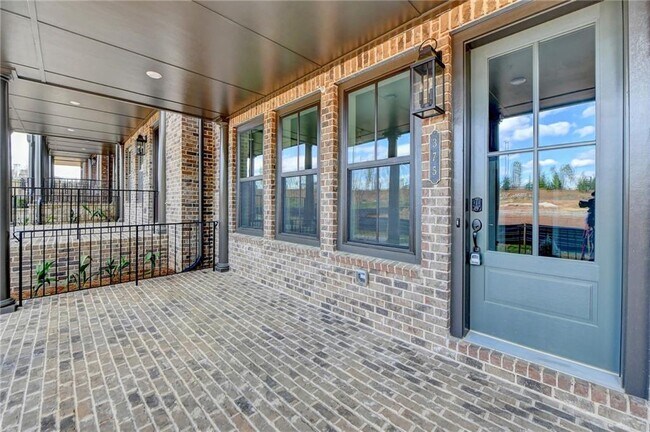 Foto del edificio - 375 Chiswick Cir