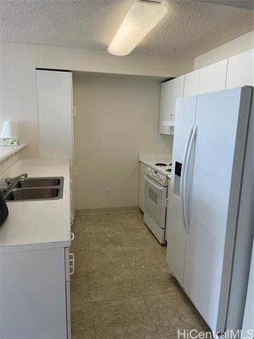 Building Photo - 1133 Waimanu St