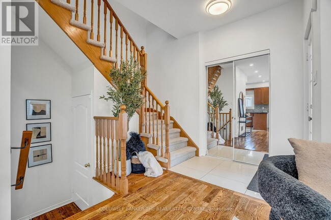 Photo du bâtiment - 6986 Haines Artist Way