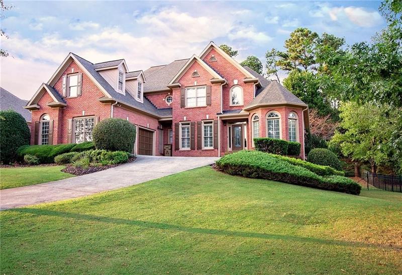 Primary Photo - 325 Laurel Oak Dr